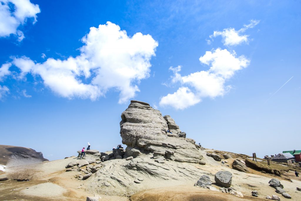 Bucegi-Sphinx: Ein Naturwunder in Rumänien – Mythen und Legenden der Karpaten Bucegi-Sphinx: Ein Naturwunder in Rumänien – Mythen und Legenden der Karpaten