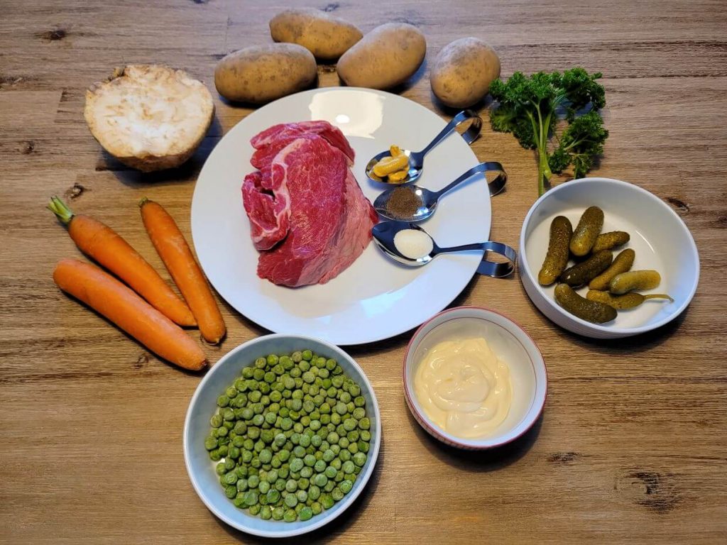 Rumänischer Boeuf Salat Zutaten