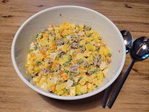 Boeuf Salat Rezept_Zutaten mischen_rumänische Spezialität