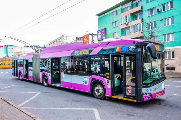 Buses are the backbone of Cluj public transport