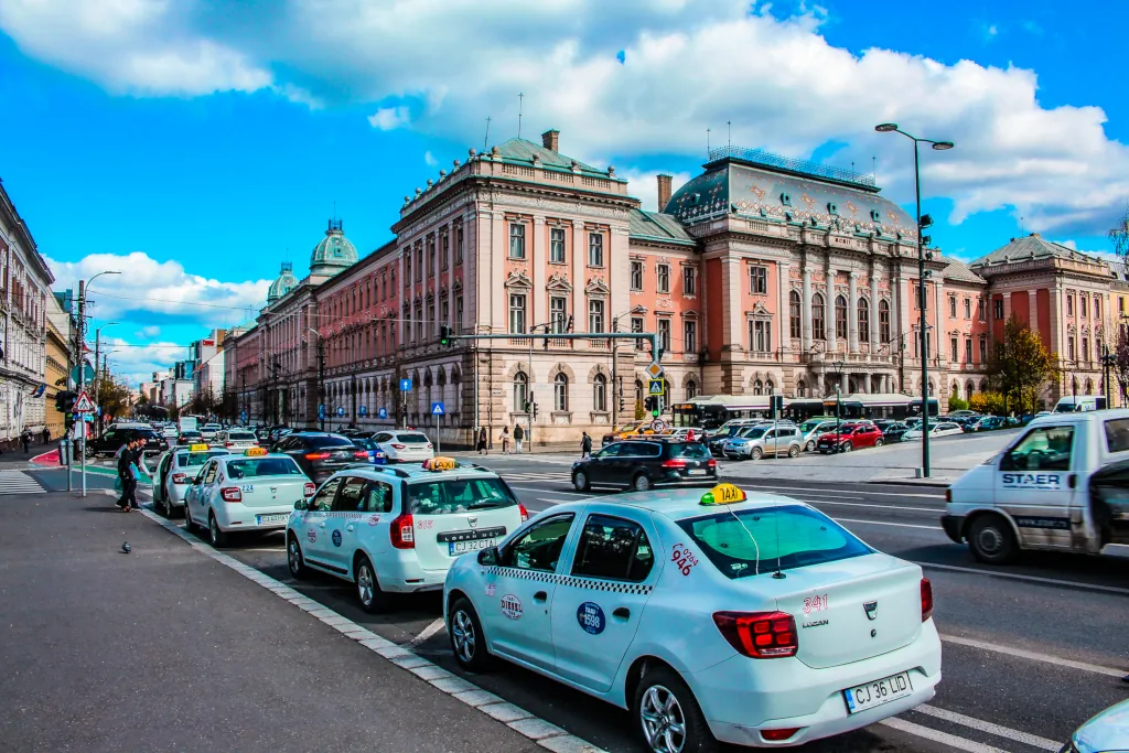 Taxis in Cluj in front of the Opera